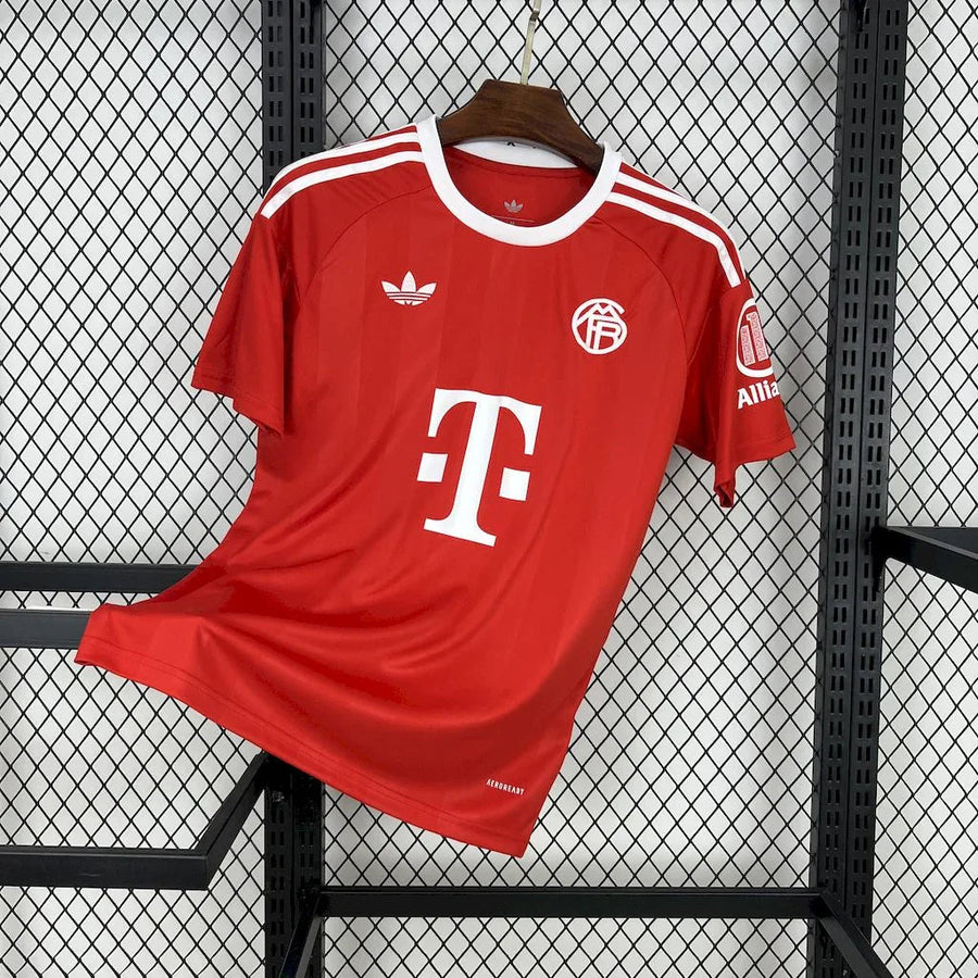 Maillot Maillot Bayern Munich 2025-26 Gardien face avant
