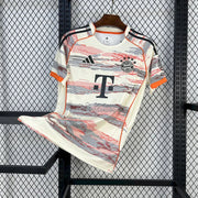 Maillot Maillot Bayern Munich extérieur 2025-26 miniature