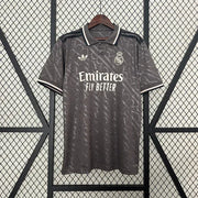 Maillot Maillot Real Madrid third noir 2024/25 miniature