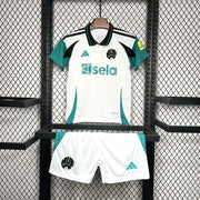 Maillot Kit Enfant Newcastle 2024-25 miniature