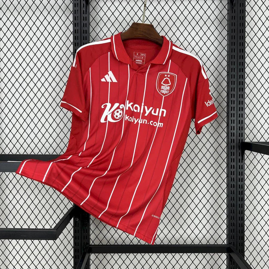 Maillot Maillot Nottingham Forest 2025-26 face avant