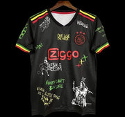 Maillot Maillot Ajax saison 2022-2023 édition spéciale One Love miniature