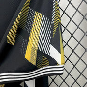 Maillot Maillot Real Madrid concept 2025-26 miniature