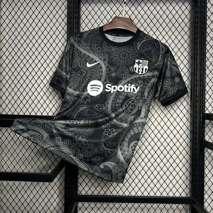 Maillot Maillot foot FC Barcelone noir concept 2024 2025 face avant