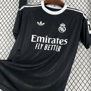 Maillot Maillot Real Madrid 2025-26 entrainement miniature