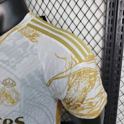 Maillot Maillot Real Madrid saison 2023-2024 édition limitée doré miniature