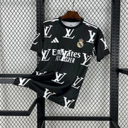Maillot Maillot Real Madrid concept 2025-26 miniature