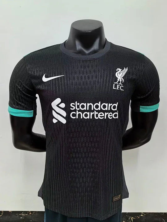 Maillot Maillot Liverpool saison 2023-2024 extérieur version player totalement noir face avant