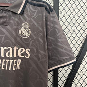 Maillot Maillot Real Madrid third noir 2024/25 miniature