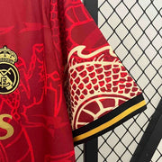 Maillot Maillot 2024/25 Real Madrid Concept Dragon Rouge miniature