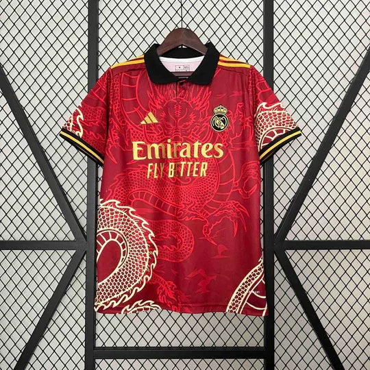 Maillot Maillot 2024/25 Real Madrid Concept Dragon Rouge face avant