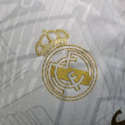 Maillot Maillot Real Madrid saison 2023-2024 édition limitée doré miniature