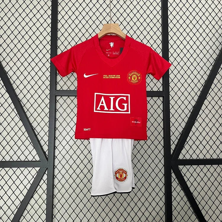 Maillot KIT ENFANT RÉTRO MANCHESTER UNITED 2008 face avant