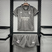 Maillot Kit Enfant Real Madrid miniature