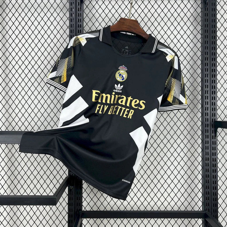 Maillot Maillot Real Madrid concept 2025-26 face avant