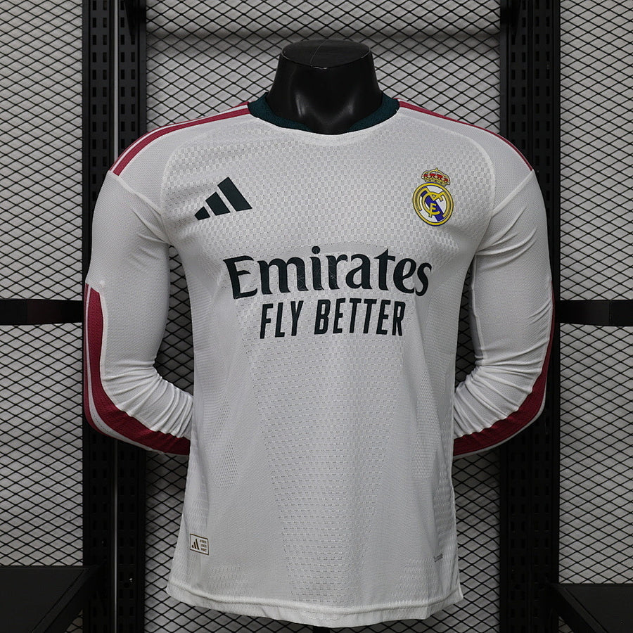Maillot Maillot Real Madrid manches longues 2026-27 face avant