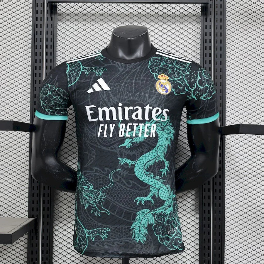 Maillot Maillot Real Madrid foot concept 2025 2026 face avant