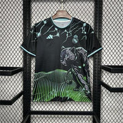 Maillot Maillot Édition spéciale Real Madrid 2024/25 Noir et vert miniature
